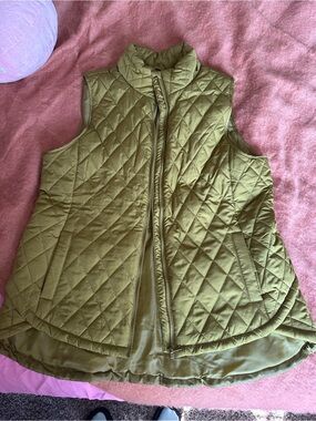 Maurices Olive Green Quilted Women's Vest